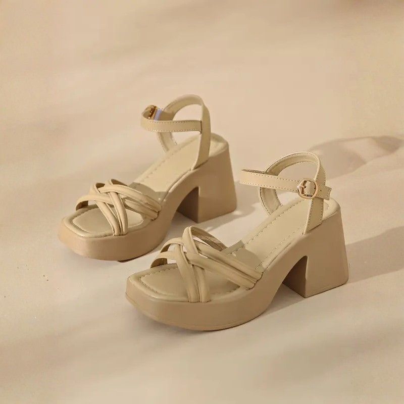 KIANA™ – Fashionable Cross Strap Heeled Sandals